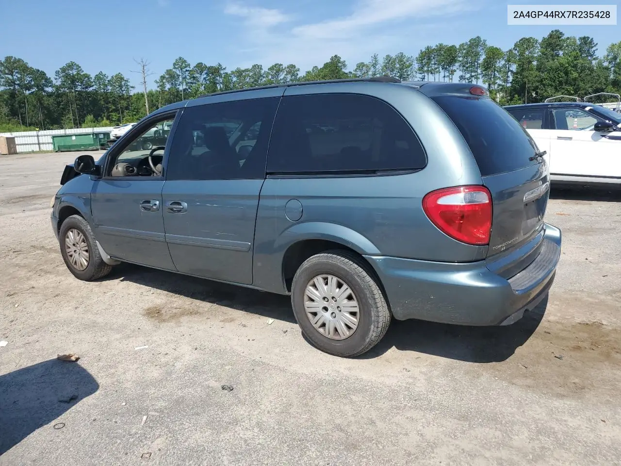 2007 Chrysler Town & Country Lx VIN: 2A4GP44RX7R235428 Lot: 62664055