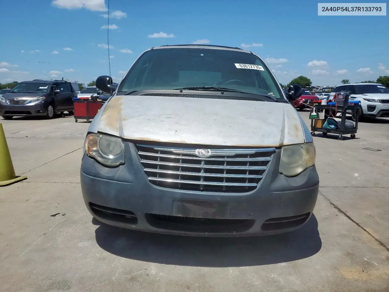 2007 Chrysler Town & Country Touring VIN: 2A4GP54L37R133793 Lot: 63012735