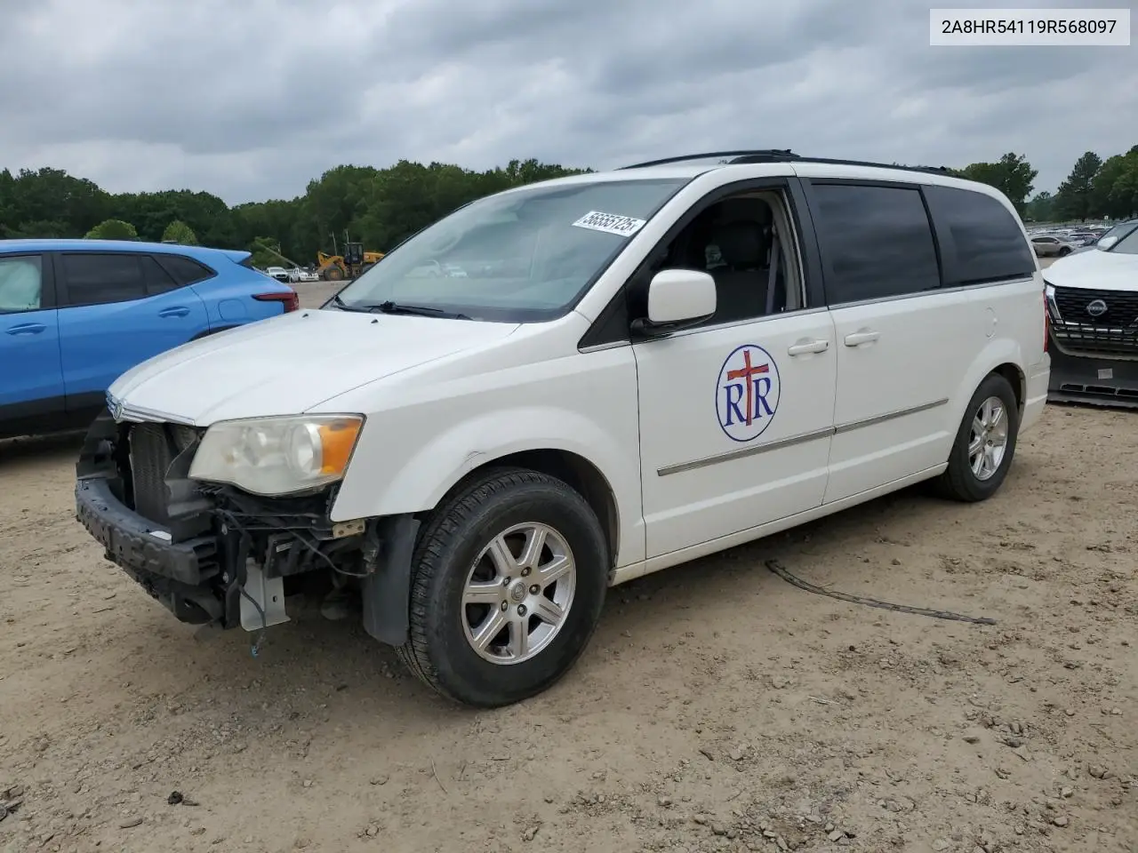 2009 Chrysler Town & Country Touring VIN: 2A8HR54119R568097 Lot: 56555125