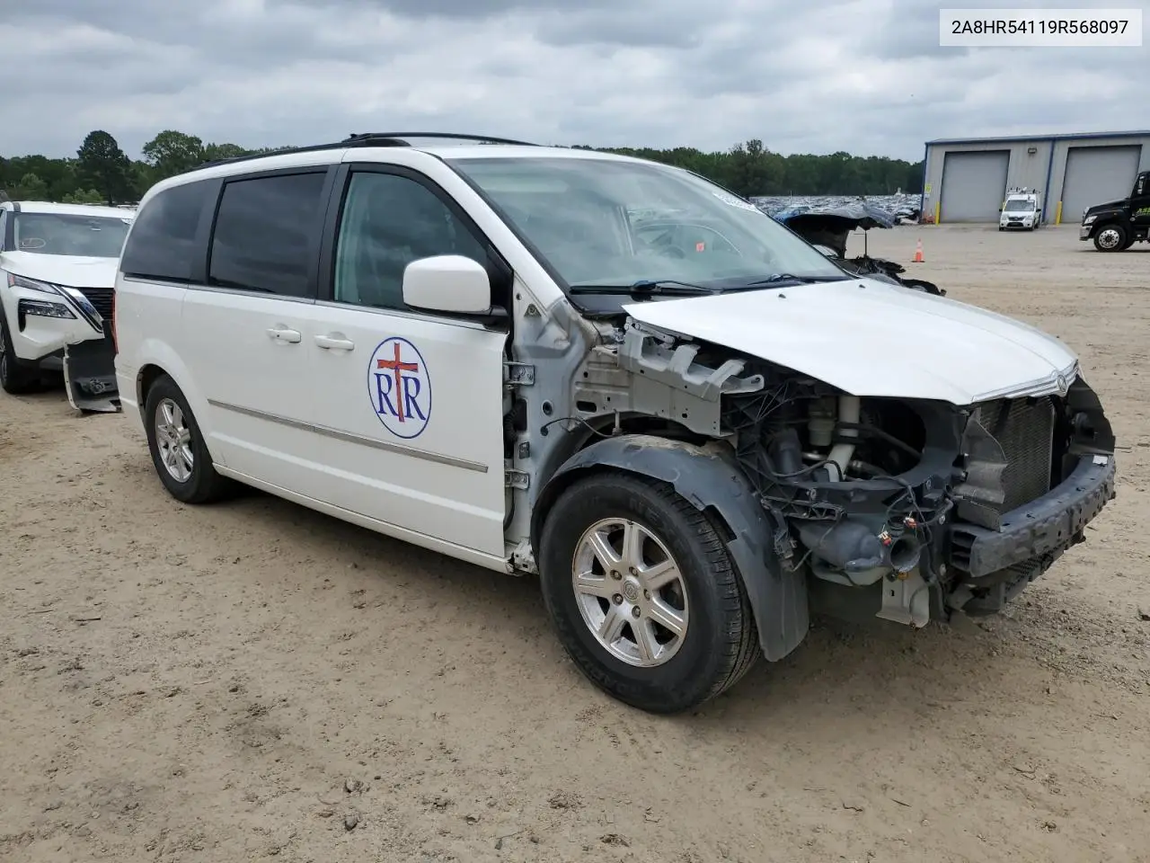 2009 Chrysler Town & Country Touring VIN: 2A8HR54119R568097 Lot: 56555125