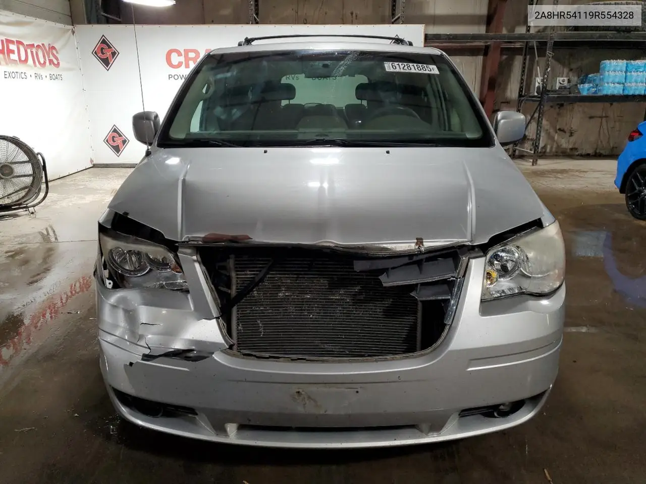 2009 Chrysler Town & Country Touring VIN: 2A8HR54119R554328 Lot: 61281885