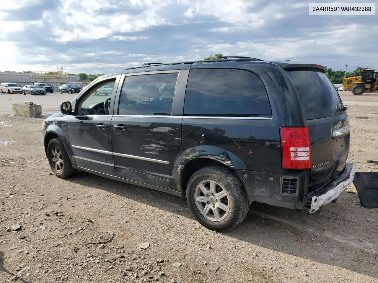 2010 Chrysler Town & Country Touring VIN: 2A4RR5D19AR432388 Lot: 62671385