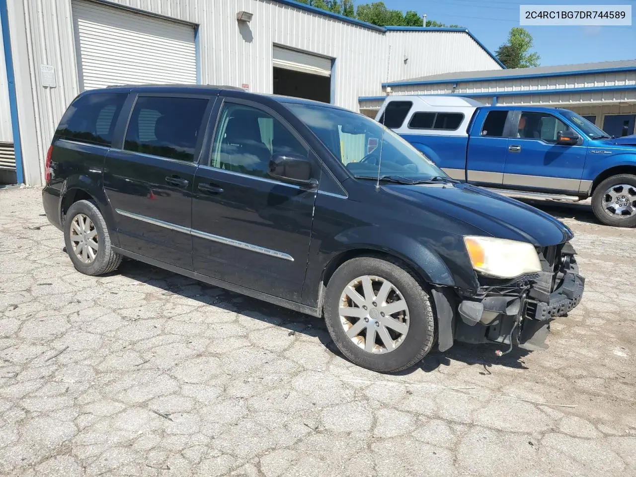 2013 Chrysler Town & Country Touring VIN: 2C4RC1BG7DR744589 Lot: 55592955