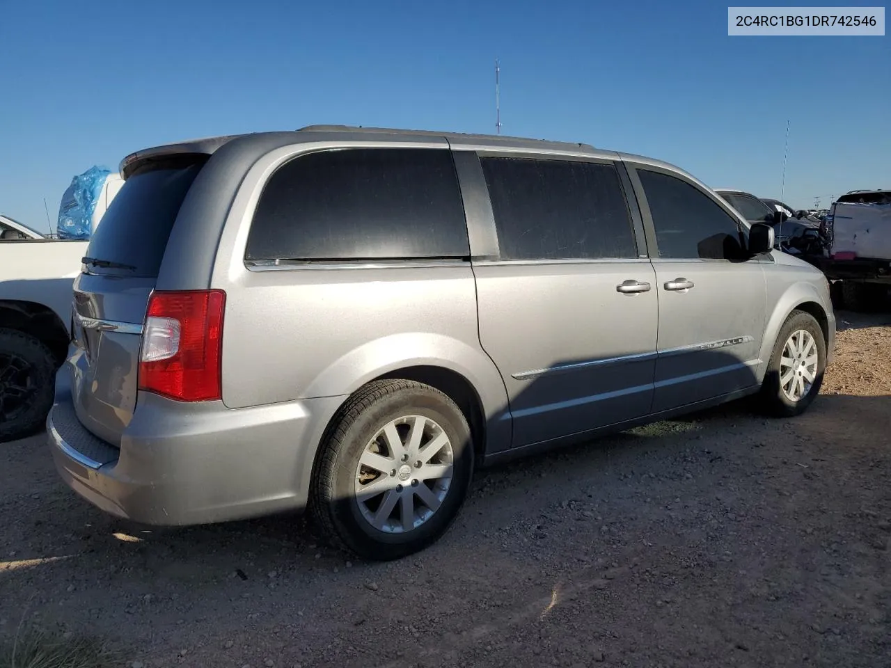 2013 Chrysler Town & Country Touring VIN: 2C4RC1BG1DR742546 Lot: 87854755