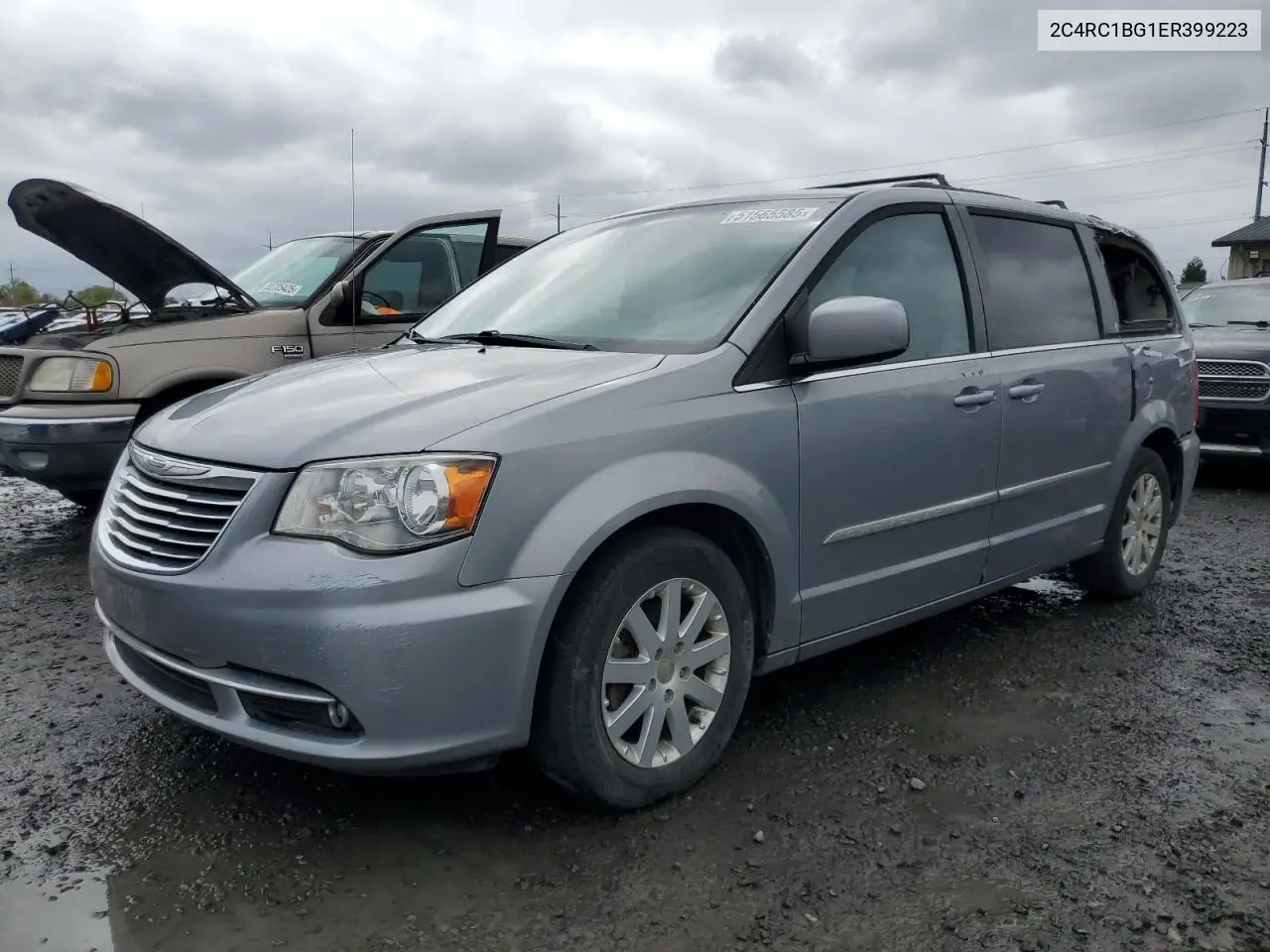 2014 Chrysler Town & Country Touring VIN: 2C4RC1BG1ER399223 Lot: 51565585