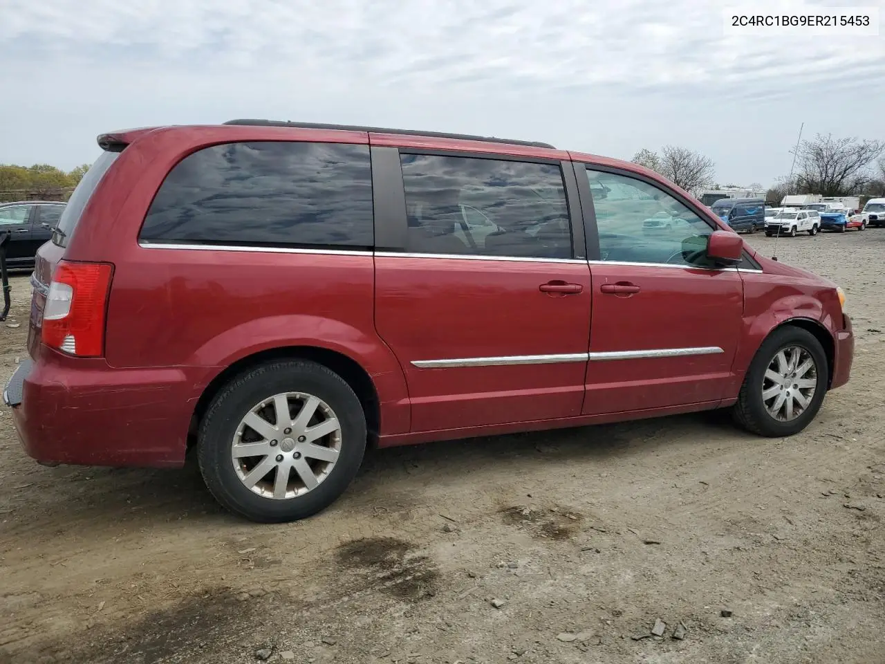 2014 Chrysler Town & Country Touring VIN: 2C4RC1BG9ER215453 Lot: 52398545
