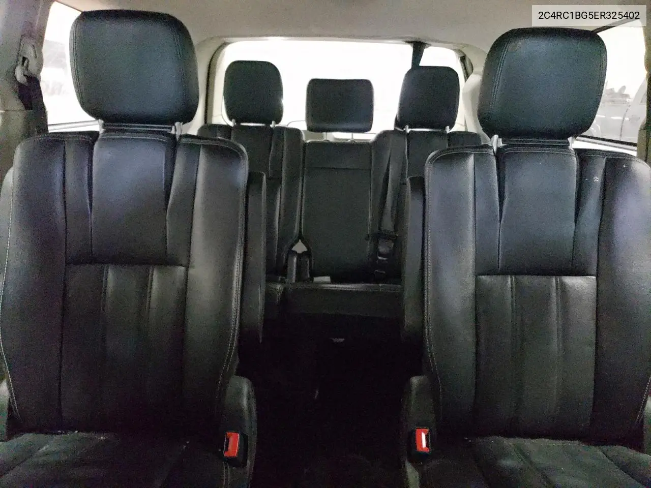 2014 Chrysler Town & Country Touring VIN: 2C4RC1BG5ER325402 Lot: 56480485