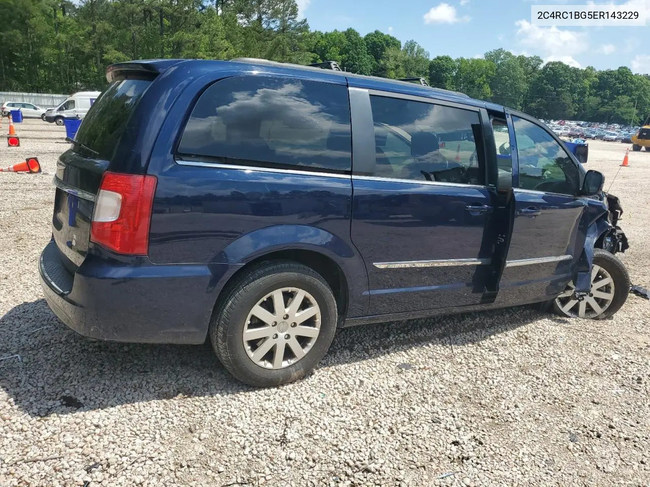 2014 Chrysler Town & Country Touring VIN: 2C4RC1BG5ER143229 Lot: 56723055
