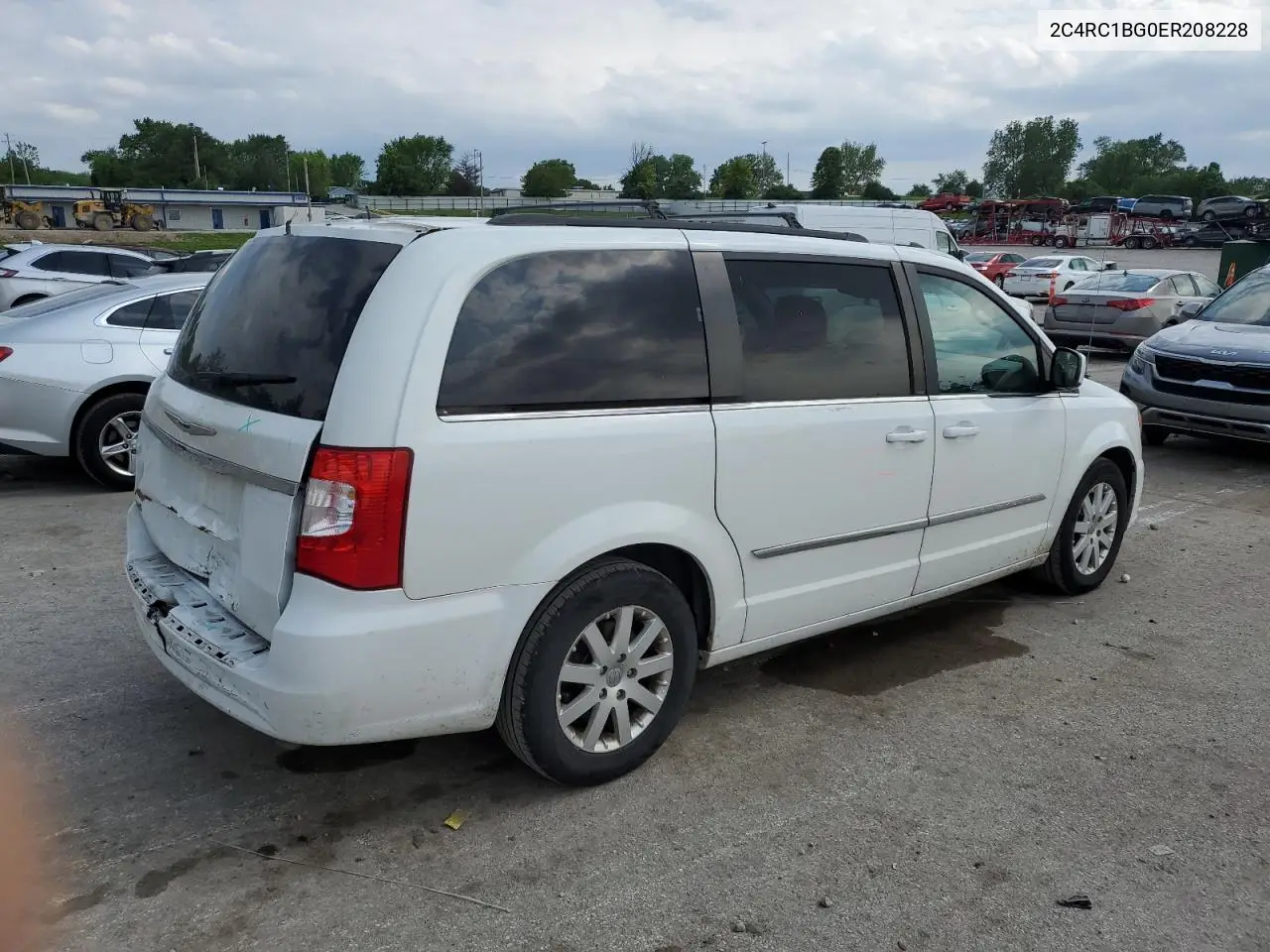 2c4rc1bg0er208228 2C4RC1BG0ER208228 2014 Chrysler Town & Country Touring