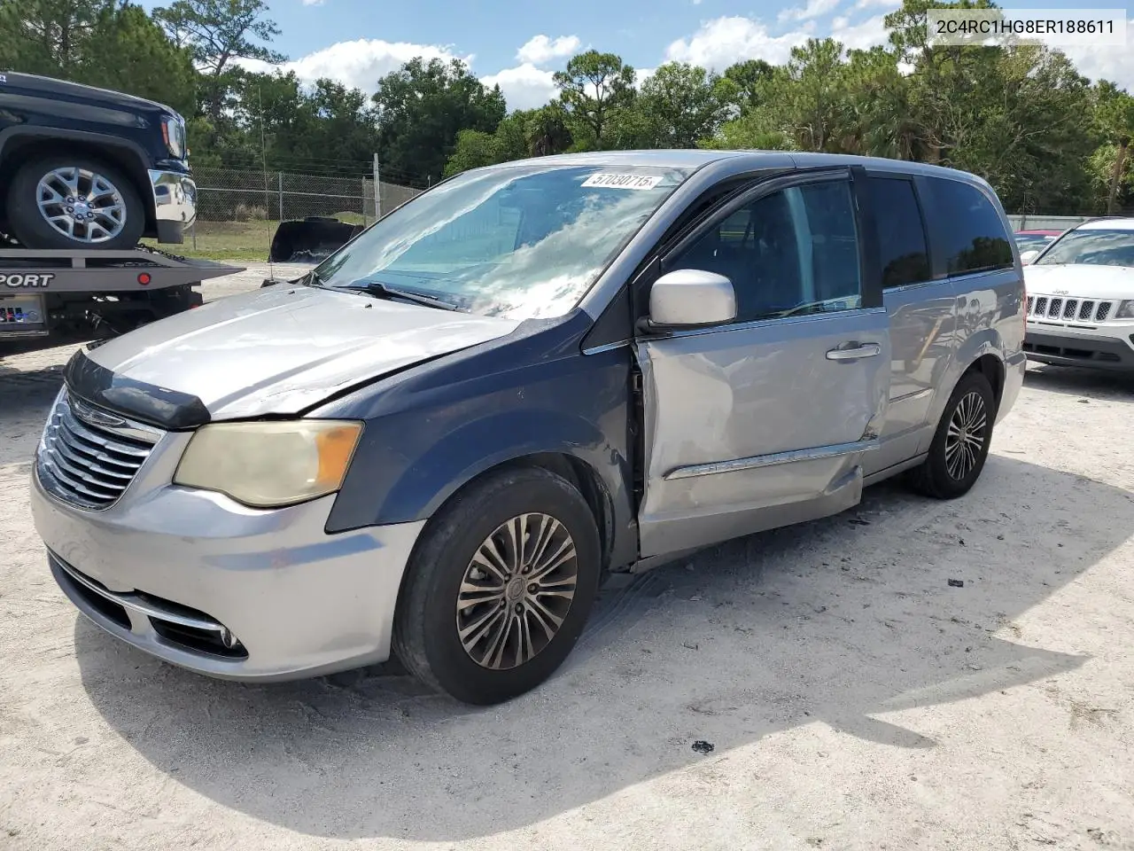 2014 Chrysler Town & Country S VIN: 2C4RC1HG8ER188611 Lot: 57030715