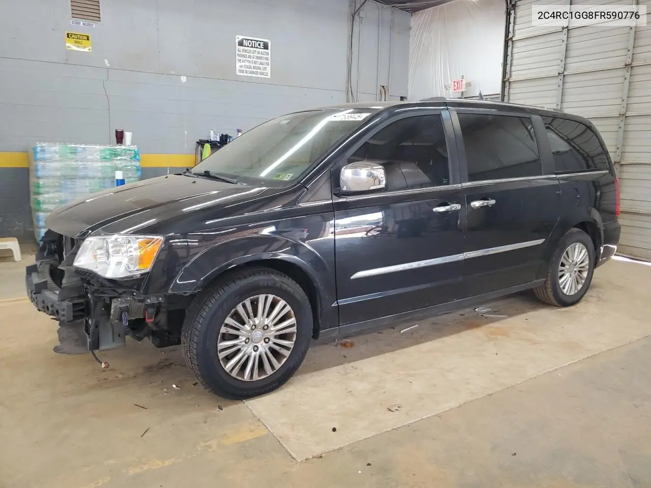 2015 Chrysler Town & Country Limited Platinum VIN: 2C4RC1GG8FR590776 Lot: 59756945