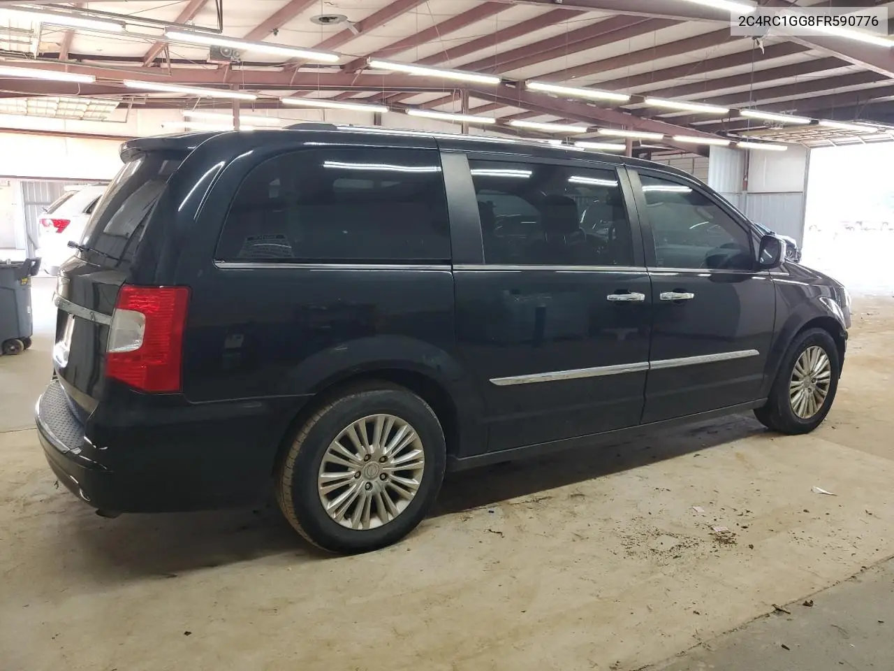 2015 Chrysler Town & Country Limited Platinum VIN: 2C4RC1GG8FR590776 Lot: 59756945
