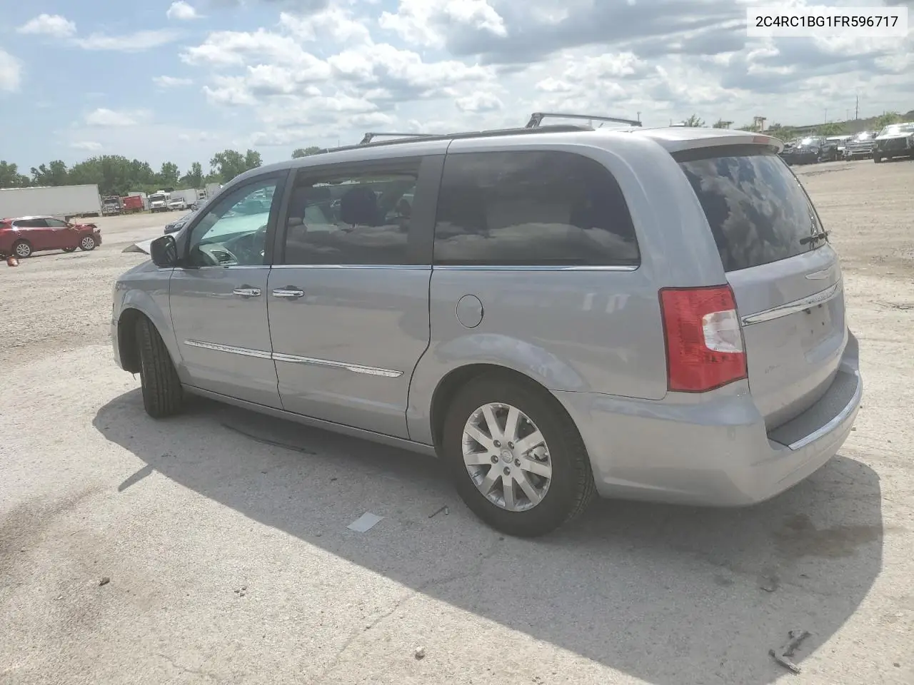 2015 Chrysler Town & Country Touring VIN: 2C4RC1BG1FR596717 Lot: 62280895