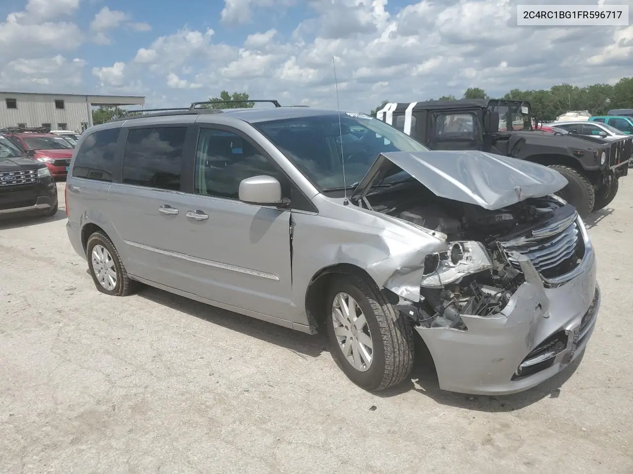 2015 Chrysler Town & Country Touring VIN: 2C4RC1BG1FR596717 Lot: 62280895