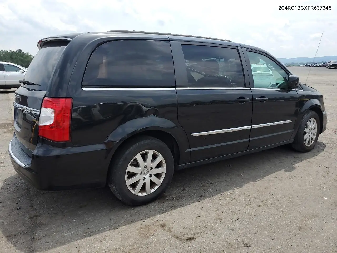 2c4rc1bgxfr637345 2C4RC1BGXFR637345 2015 Chrysler Town & Country Touring