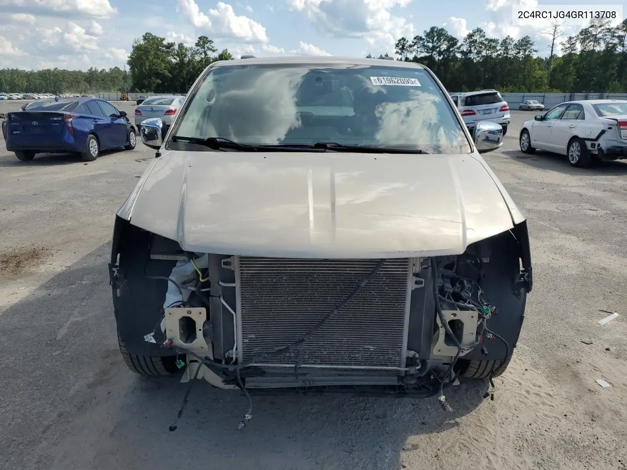 2016 Chrysler Town & Country Limited VIN: 2C4RC1JG4GR113708 Lot: 61962095