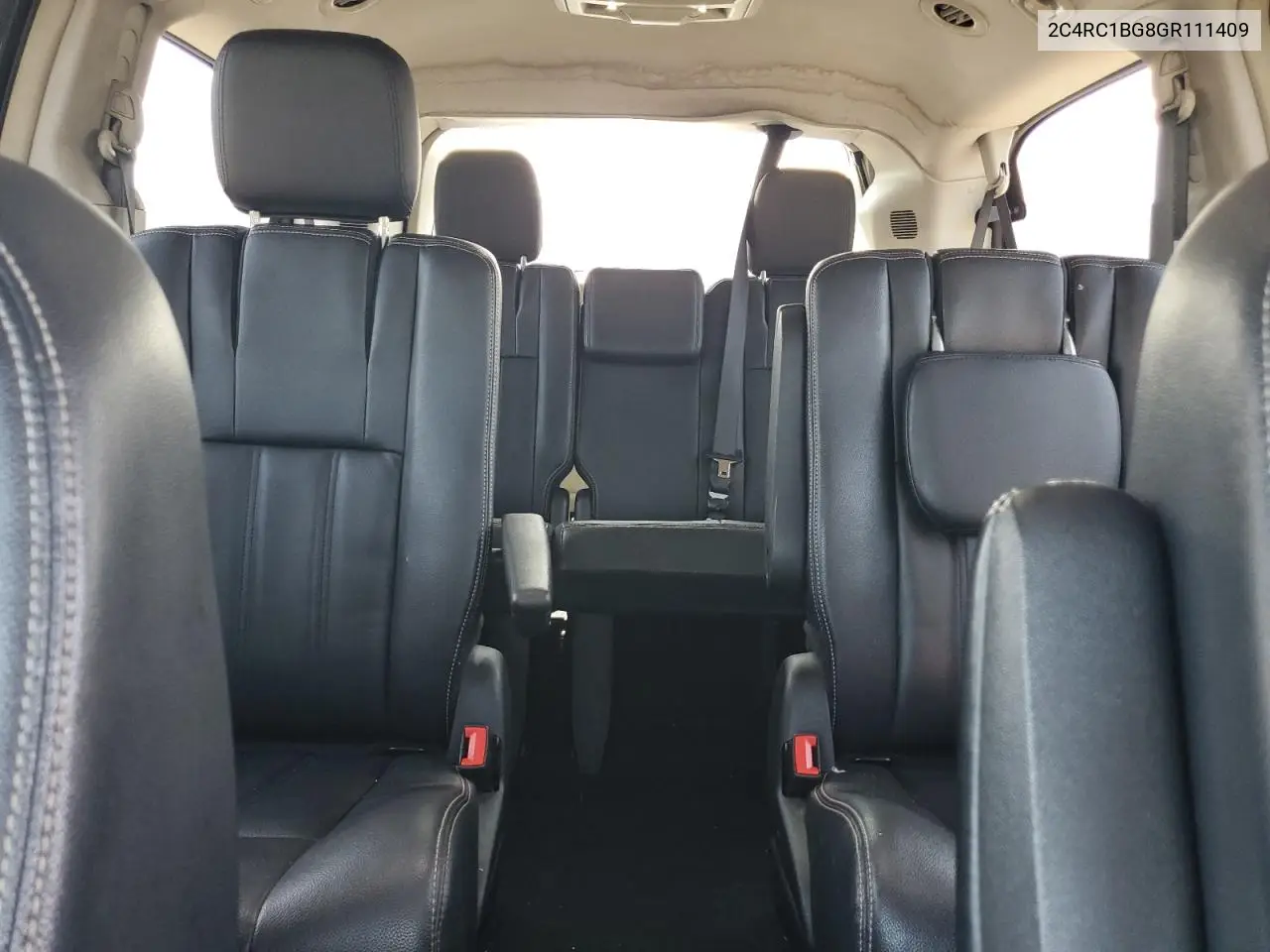 2016 Chrysler Town & Country Touring VIN: 2C4RC1BG8GR111409 Lot: 63089485