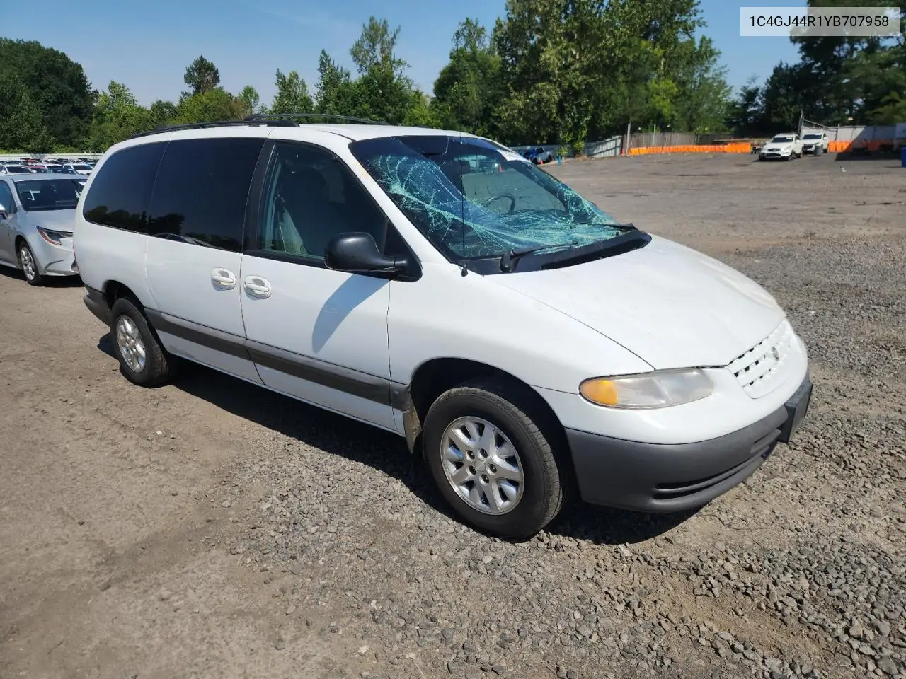2000 Chrysler Grand Voyager Se VIN: 1C4GJ44R1YB707958 Lot: 62281135