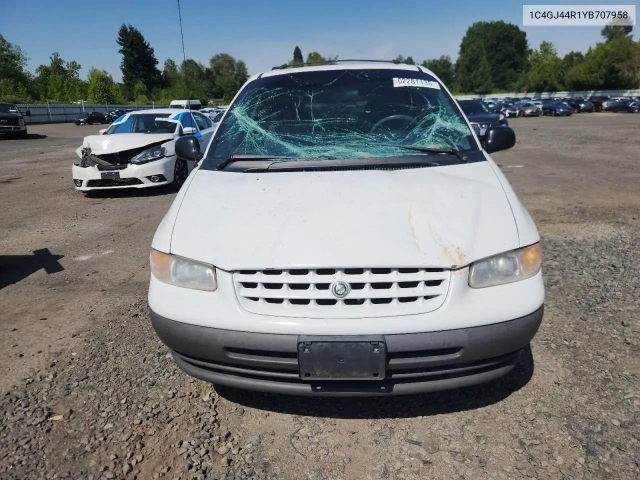 2000 Chrysler Grand Voyager Se VIN: 1C4GJ44R1YB707958 Lot: 62281135