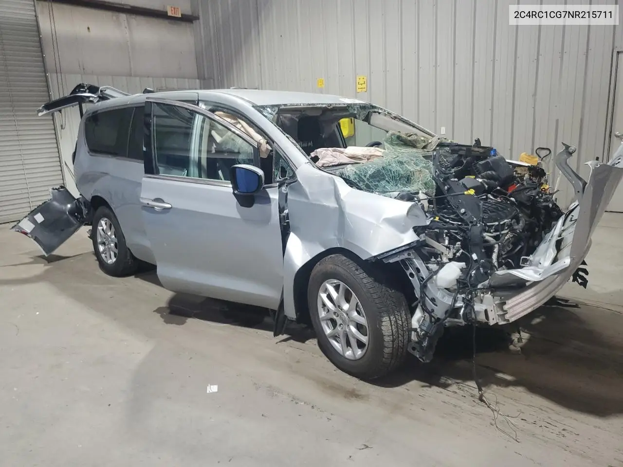 2022 Chrysler Voyager Lx VIN: 2C4RC1CG7NR215711 Lot: 60076335