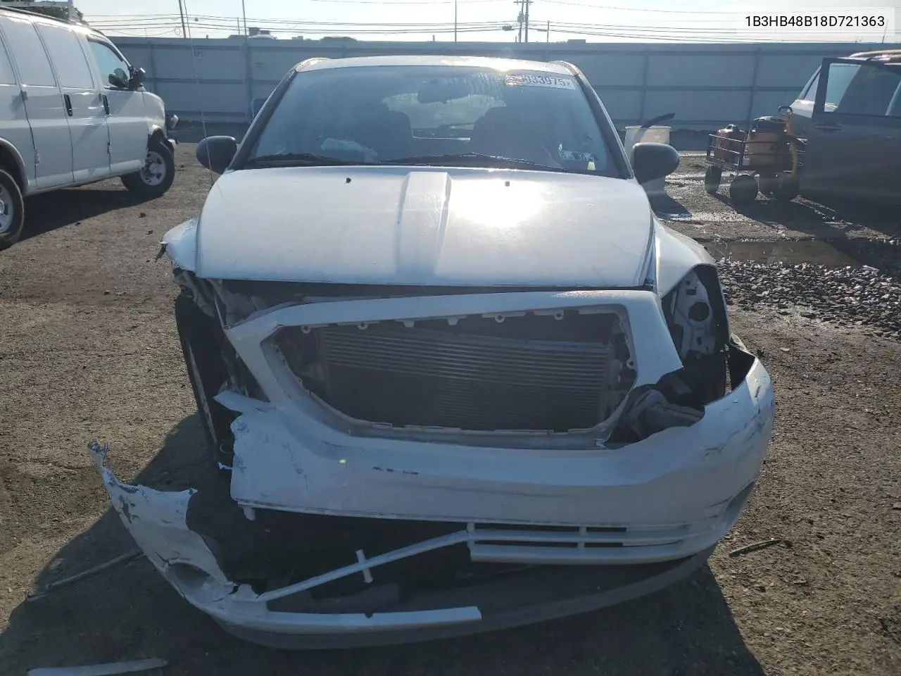 2008 Dodge Caliber Sxt VIN: 1B3HB48B18D721363 Lot: 63033975