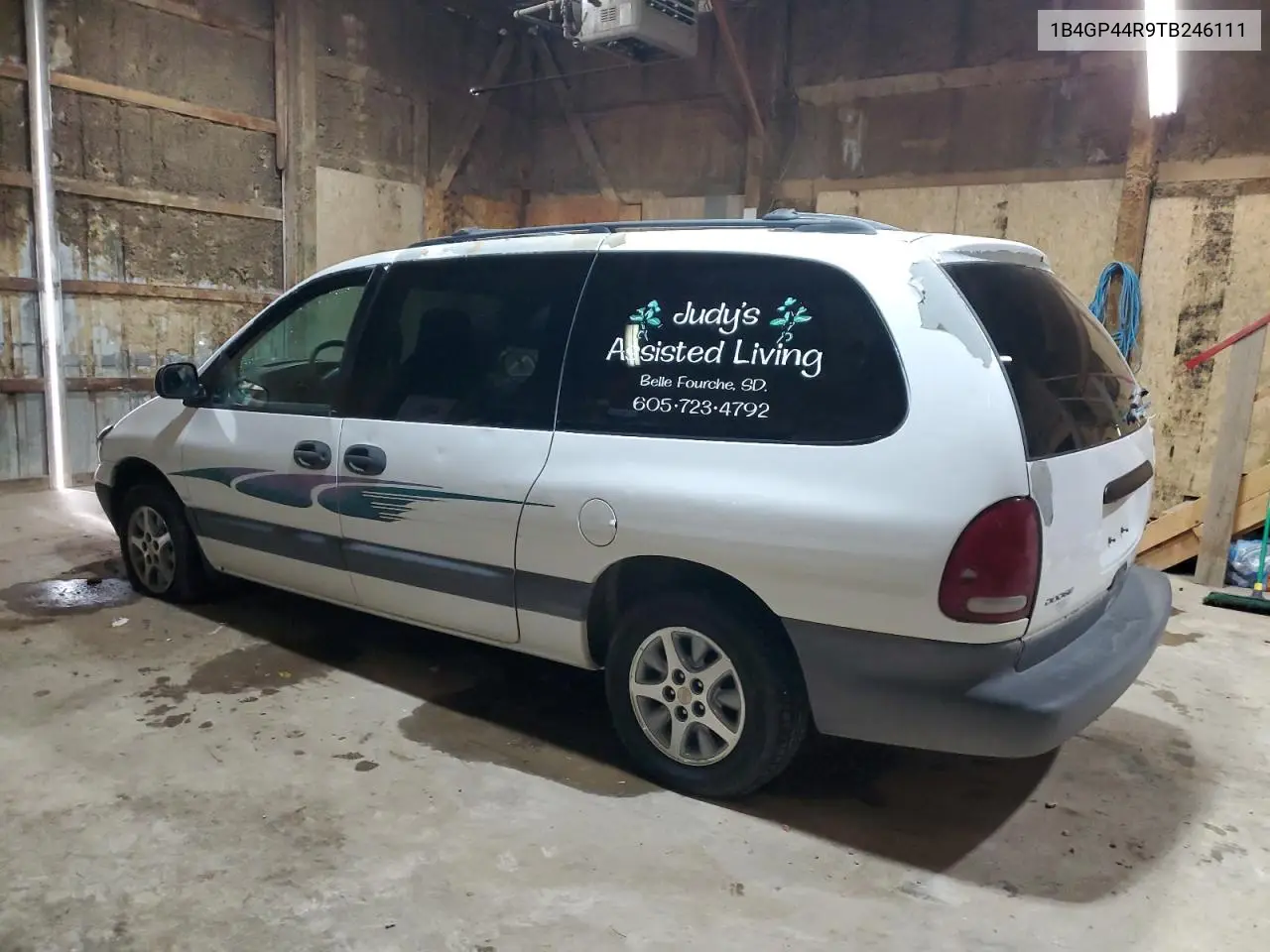 1996 Dodge Grand Caravan Se VIN: 1B4GP44R9TB246111 Lot: 49810925