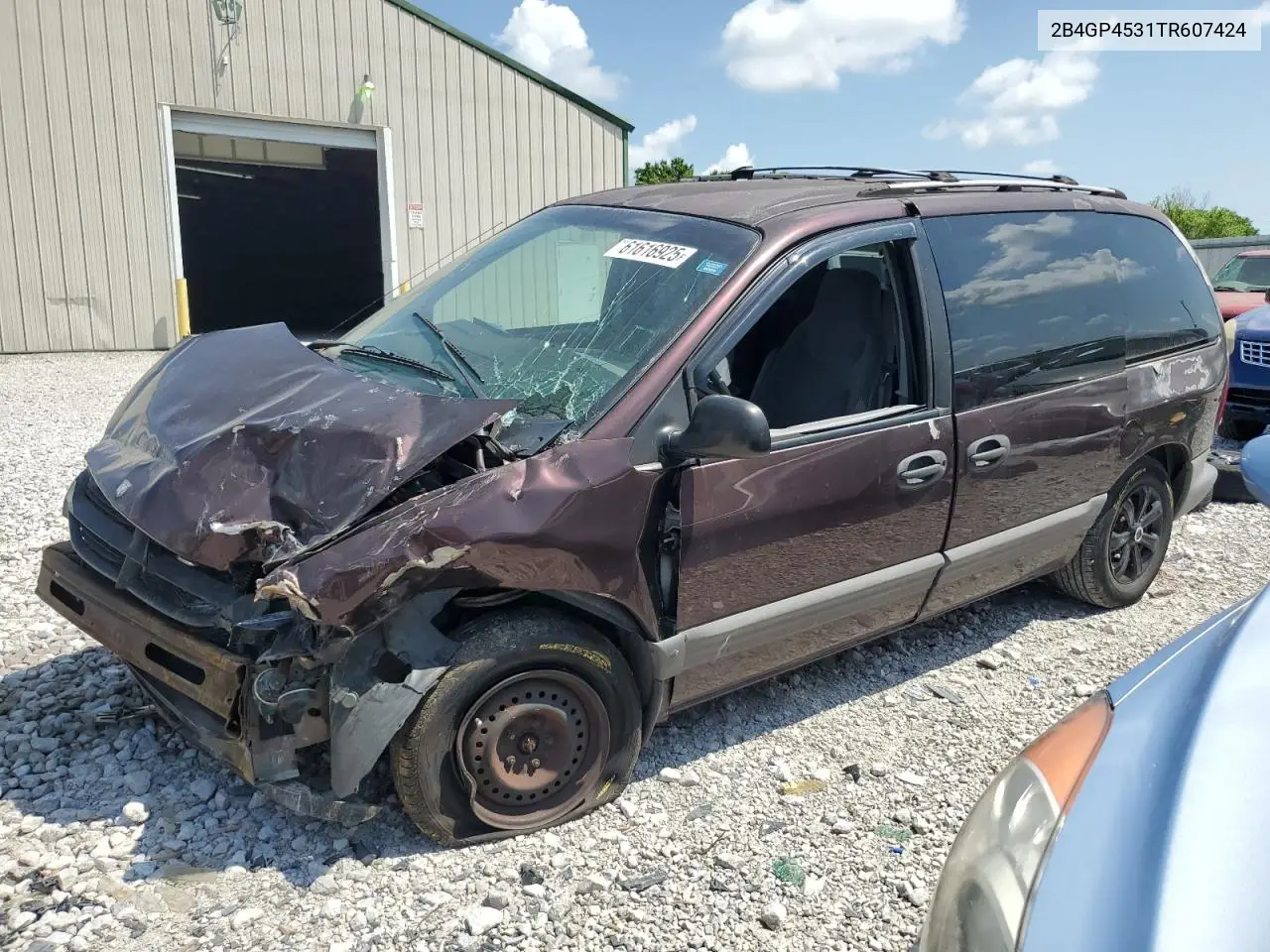 1996 Dodge Caravan Se VIN: 2B4GP4531TR607424 Lot: 61616925