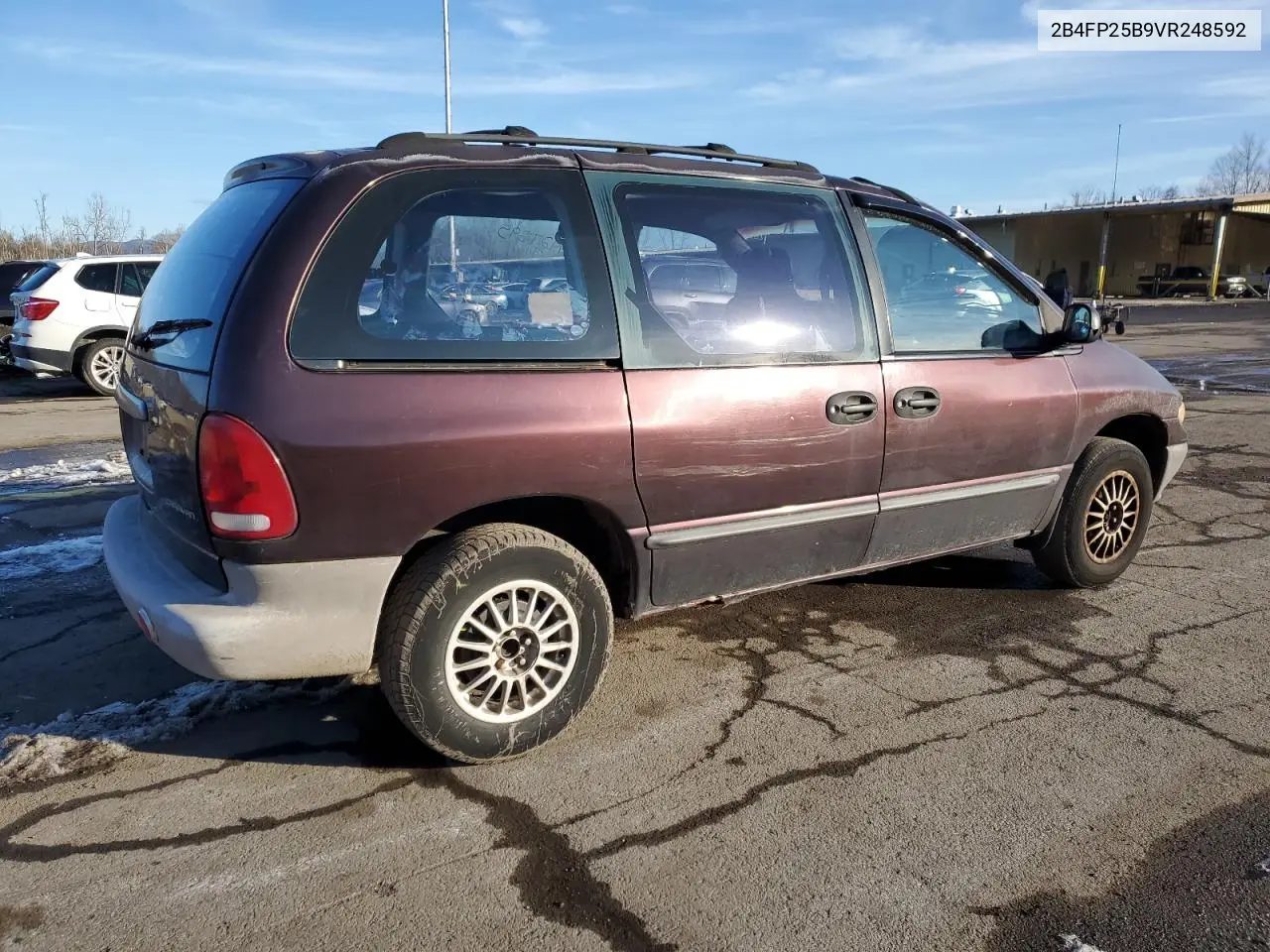 1997 Dodge Caravan VIN: 2B4FP25B9VR248592 Lot: 44271395