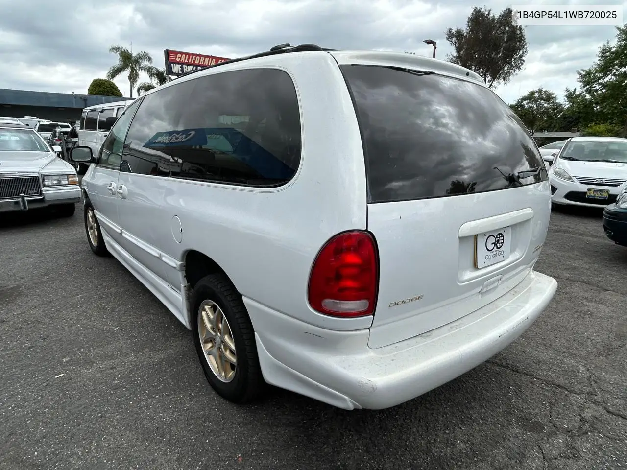 1998 Dodge Grand Caravan Le VIN: 1B4GP54L1WB720025 Lot: 55103445