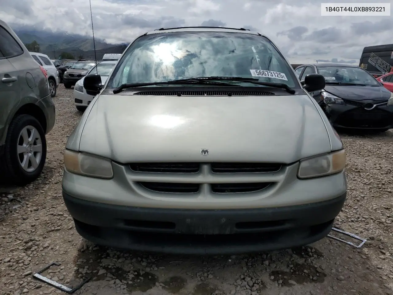 1999 Dodge Grand Caravan Se VIN: 1B4GT44L0XB893221 Lot: 56673125