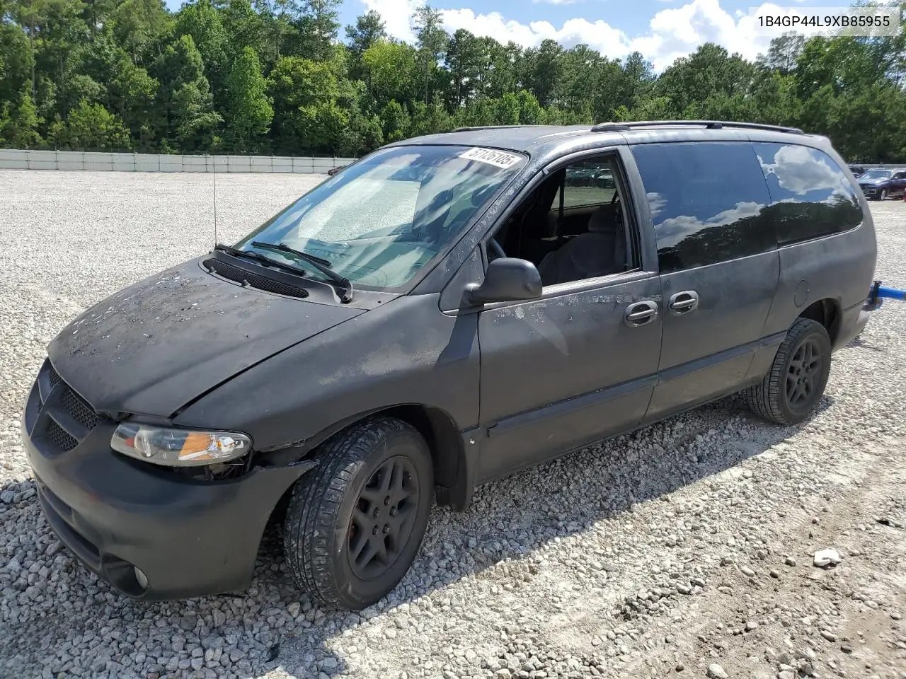 1999 Dodge Grand Caravan Se VIN: 1B4GP44L9XB85955 Lot: 57126105