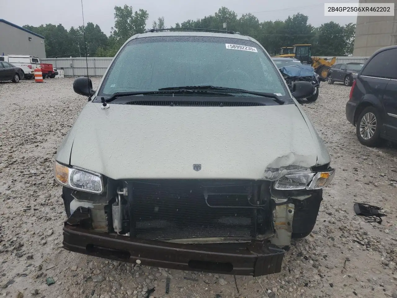 1999 Dodge Caravan VIN: 2B4GP25G6XR462202 Lot: 58992235