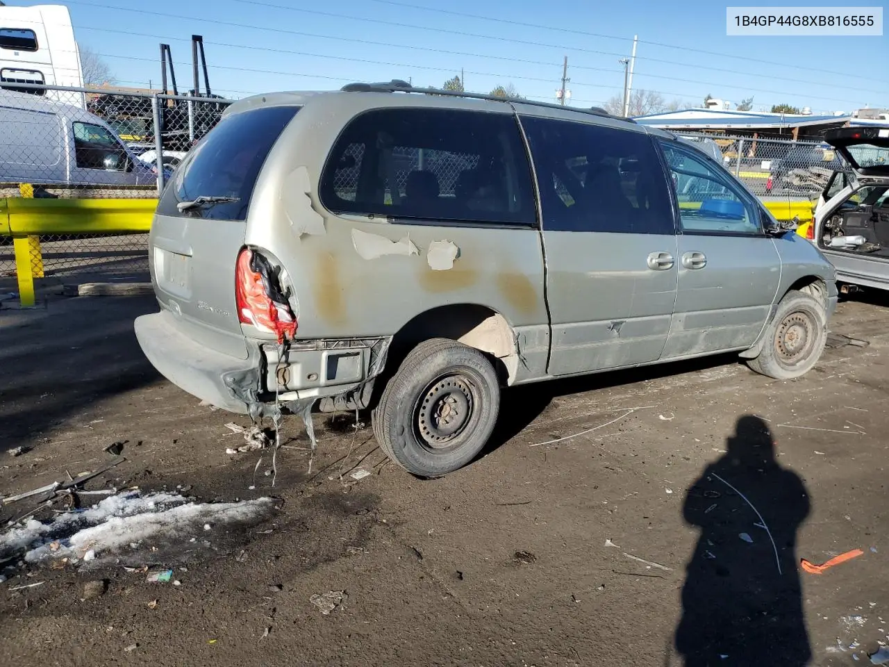 1999 Dodge Grand Caravan Se VIN: 1B4GP44G8XB816555 Lot: 87930185
