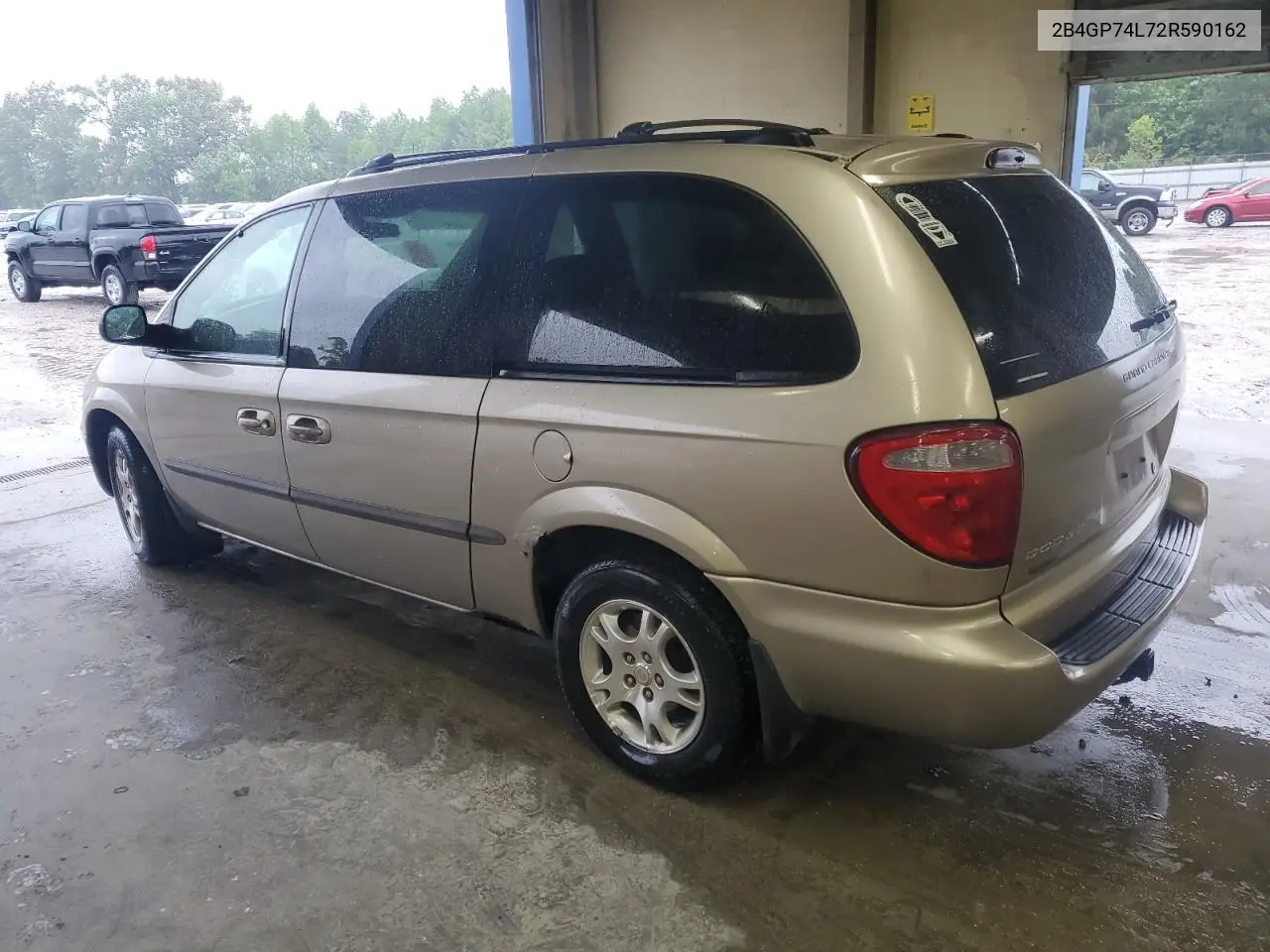 2002 Dodge Grand Caravan Ex VIN: 2B4GP74L72R590162 Lot: 57000865