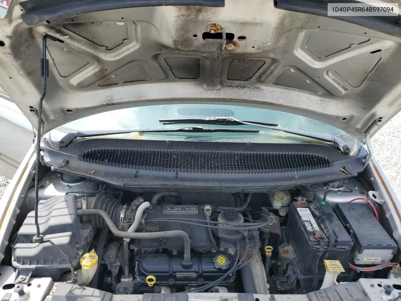 2004 Dodge Caravan Sxt VIN: 1D4GP45R64B597094 Lot: 56530615