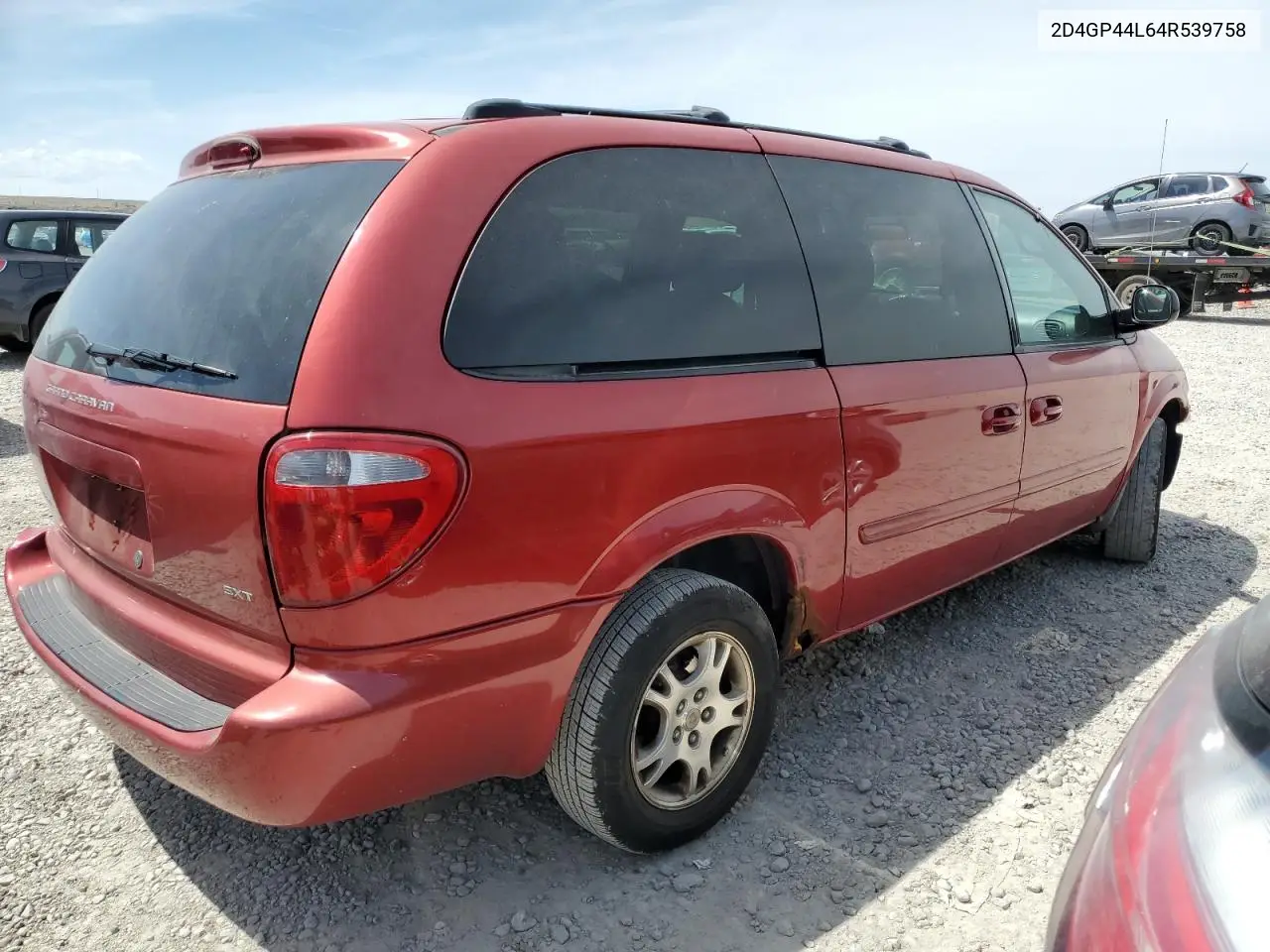 2004 Dodge Grand Caravan Sxt VIN: 2D4GP44L64R539758 Lot: 58824385