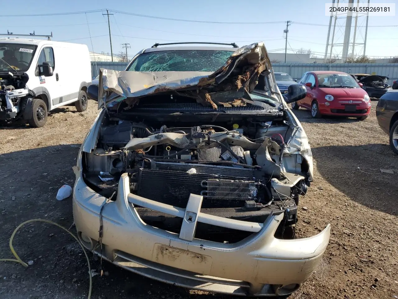 2005 Dodge Grand Caravan Sxt VIN: 2D4GP44L55R269181 Lot: 52686155