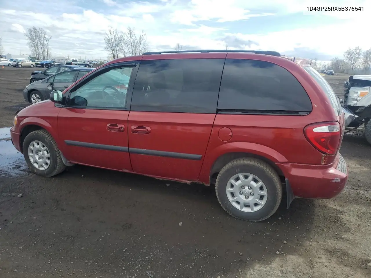2005 Dodge Caravan Se VIN: 1D4GP25RX5B376541 Lot: 55258265