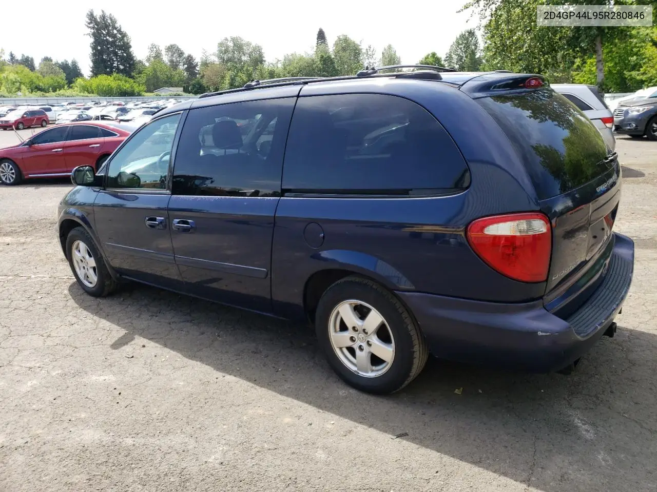 2005 Dodge Grand Caravan Sxt VIN: 2D4GP44L95R280846 Lot: 56608455
