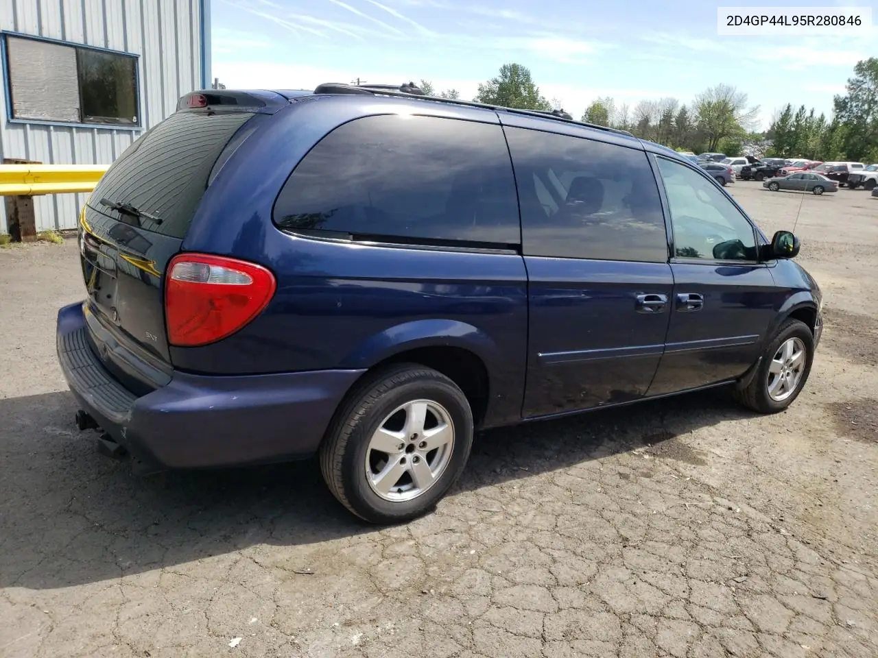 2005 Dodge Grand Caravan Sxt VIN: 2D4GP44L95R280846 Lot: 56608455