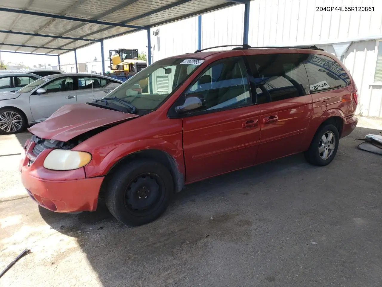 2005 Dodge Grand Caravan Sxt VIN: 2D4GP44L65R120861 Lot: 57040565