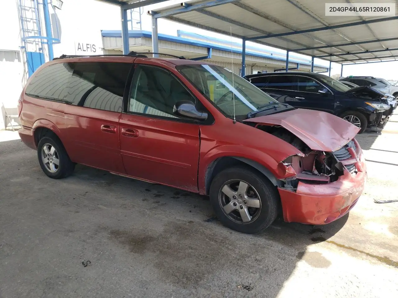 2005 Dodge Grand Caravan Sxt VIN: 2D4GP44L65R120861 Lot: 57040565