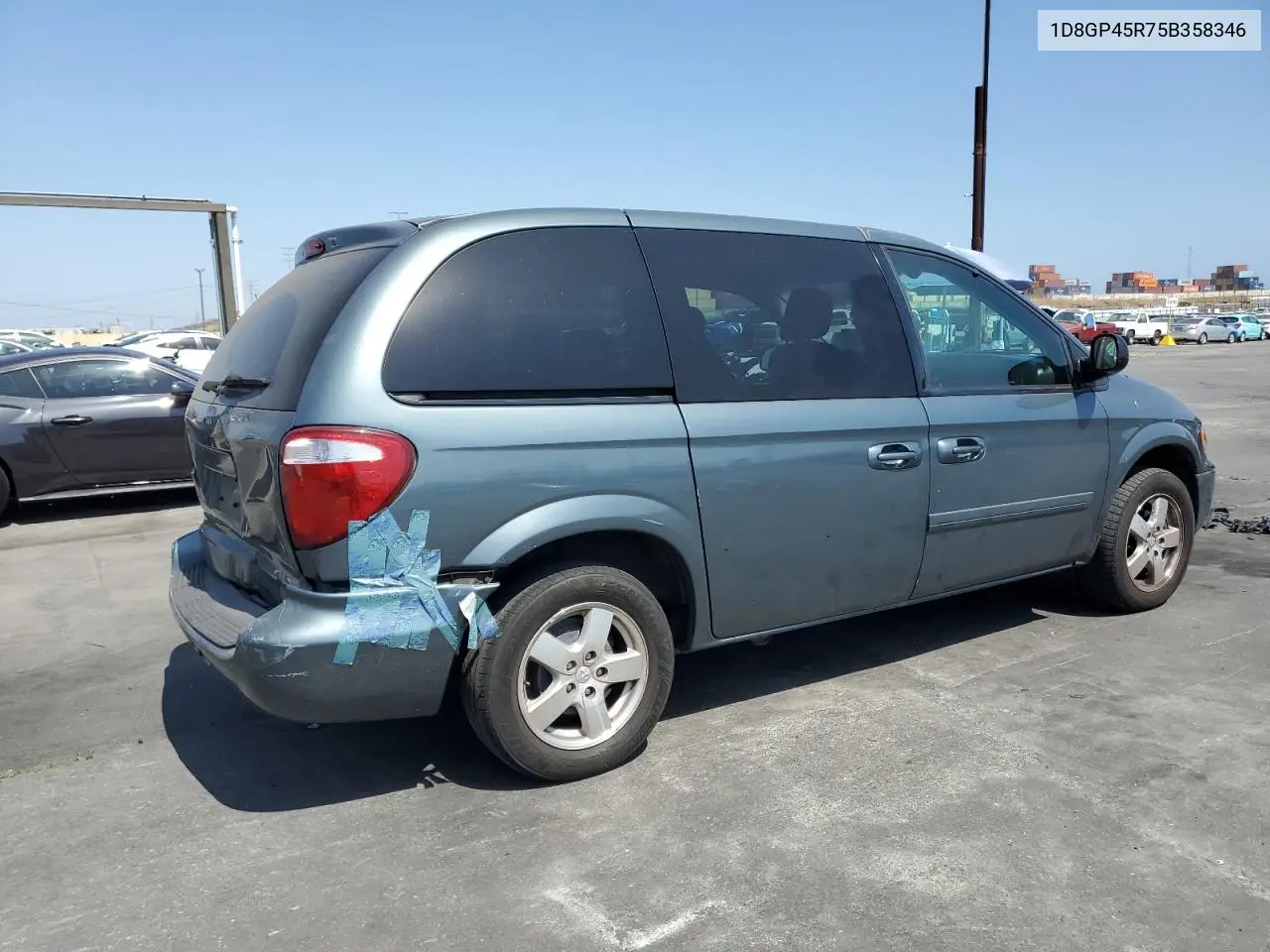 2005 Dodge Caravan Sxt VIN: 1D8GP45R75B358346 Lot: 61619545