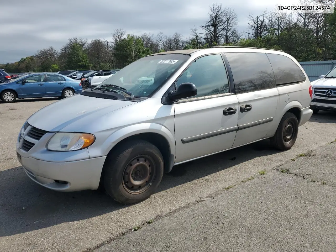 2005 Dodge Grand Caravan Se VIN: 1D4GP24R25B124574 Lot: 62271105