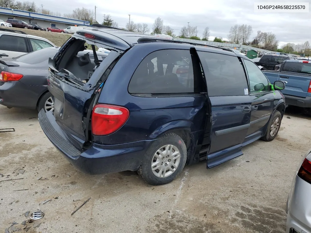2005 Dodge Grand Caravan Se VIN: 1D4GP24R65B225570 Lot: 87389614