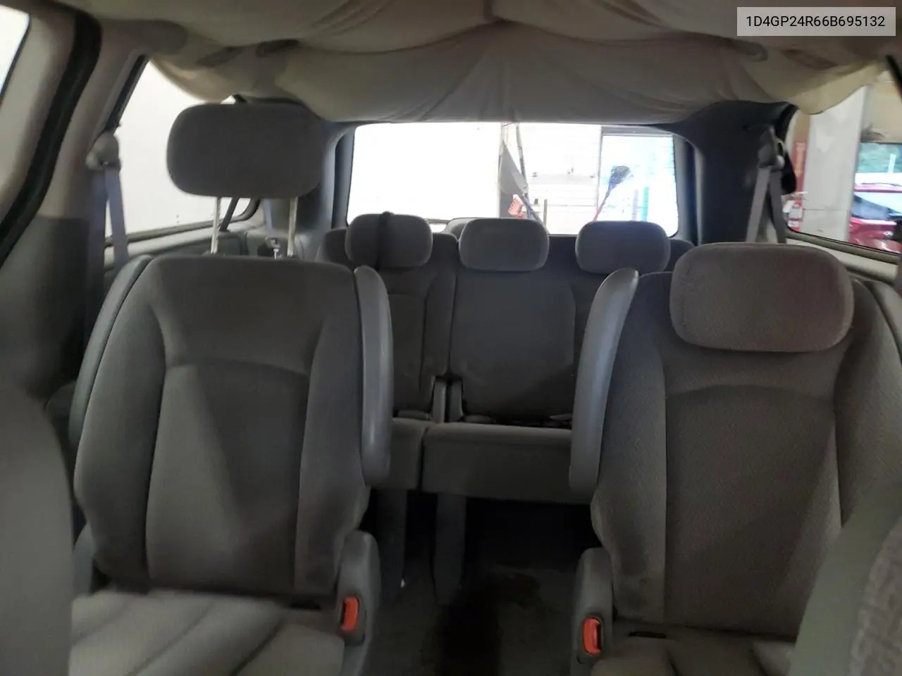 2006 Dodge Grand Caravan Se VIN: 1D4GP24R66B695132 Lot: 62541885
