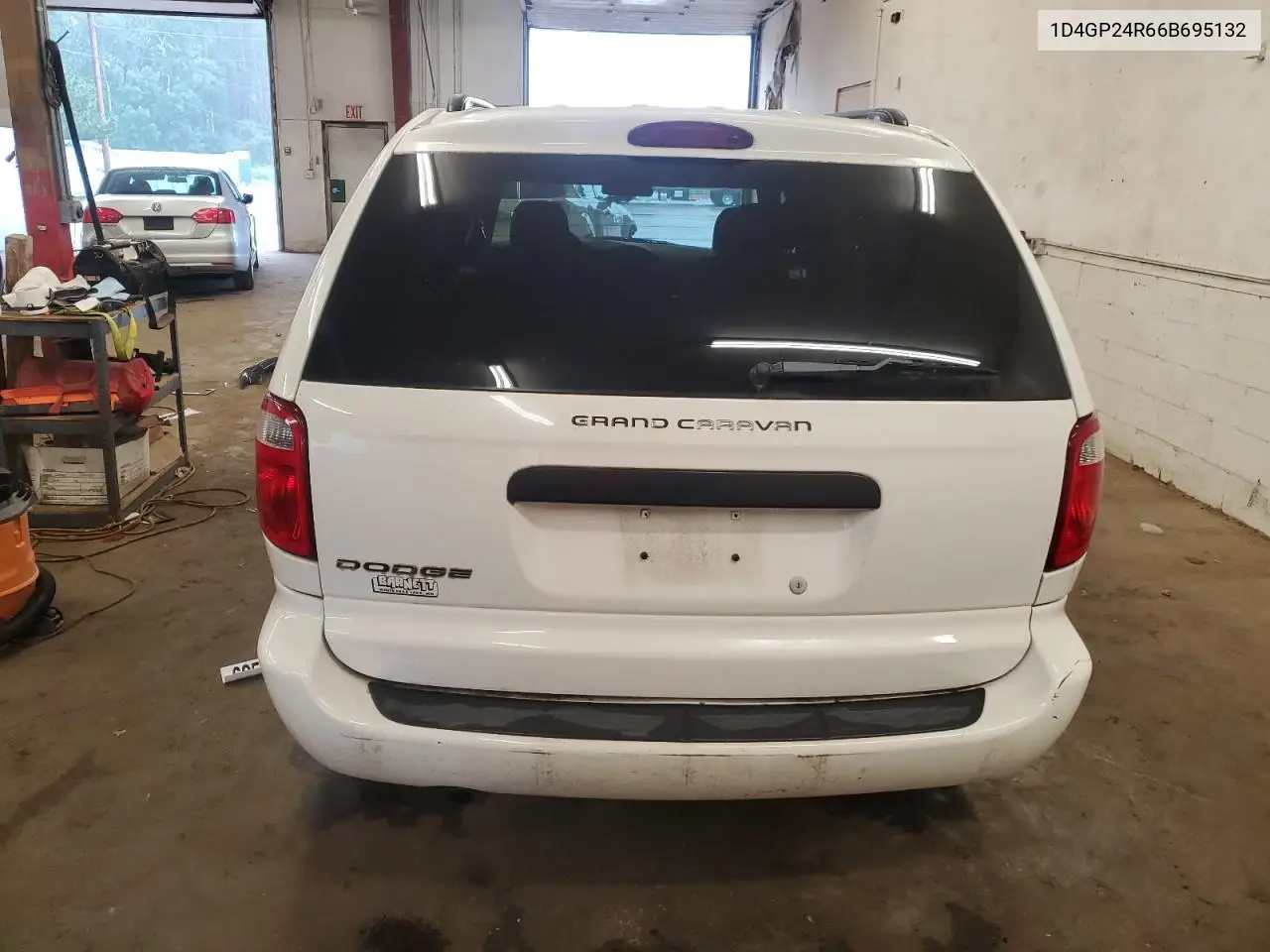 2006 Dodge Grand Caravan Se VIN: 1D4GP24R66B695132 Lot: 62541885