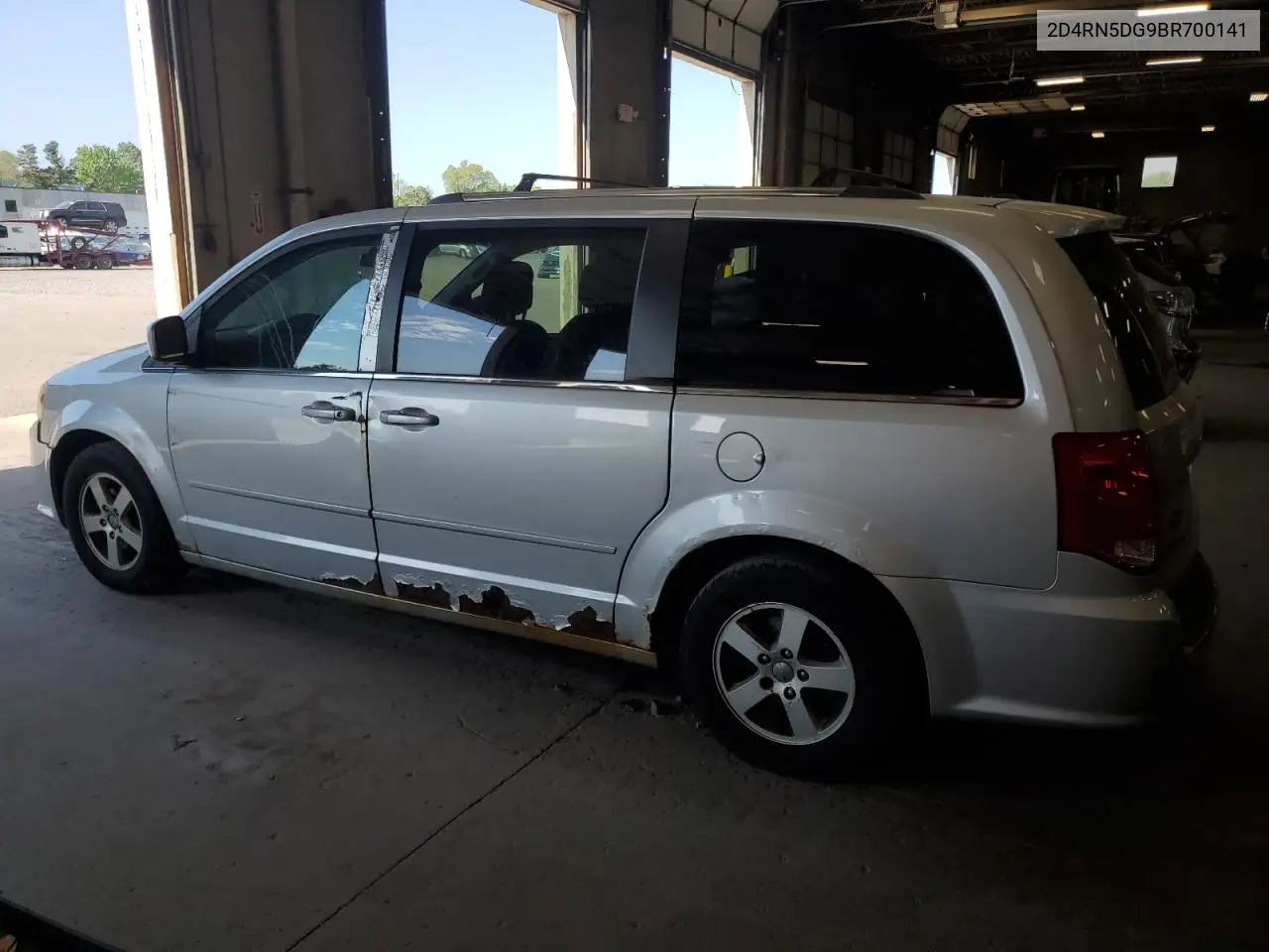 2011 Dodge Grand Caravan Crew VIN: 2D4RN5DG9BR700141 Lot: 56925095