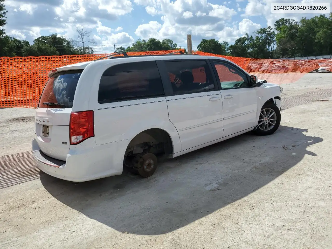 2013 Dodge Grand Caravan Sxt VIN: 2C4RDGCG4DR820266 Lot: 56103015