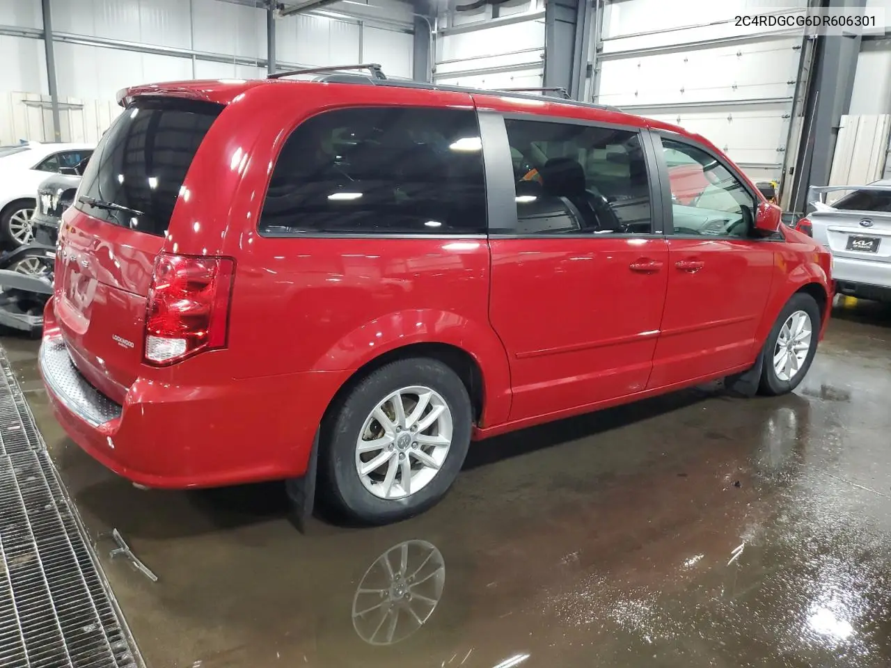 2013 Dodge Grand Caravan Sxt VIN: 2C4RDGCG6DR606301 Lot: 56881155